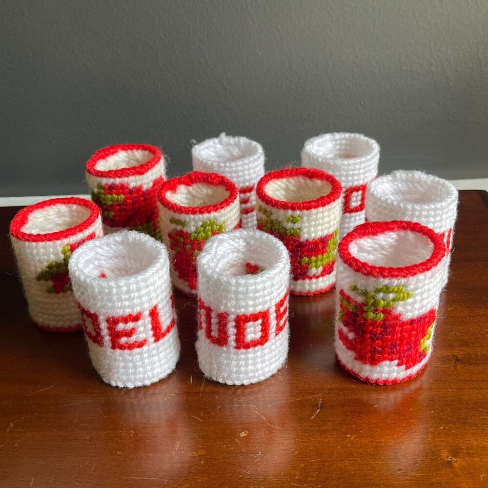 Set of 10 Christmas Needlepoint Napkin Rings Handmade Yarn Country Kitsch